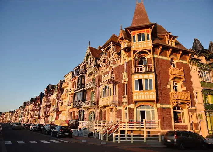 La Verriere. Les Locations Isahora C\'Est Aussi Plusieurs Appart\' De Standing A 2 Pas Du Chateau D\'Eu, Des Falaises Du Treport, De Mers Les Bains Et Aux Portes De La Baie De Somme
